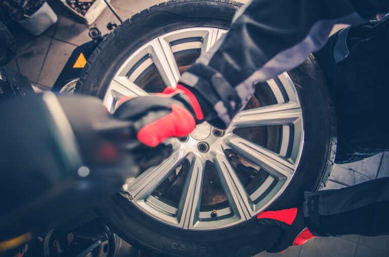 Guia completo sobre como cuidar dos pneus do seu carro
