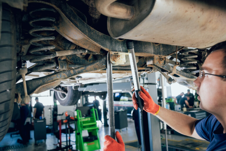 Por que a manutenção da suspensão automotiva é tão importante?